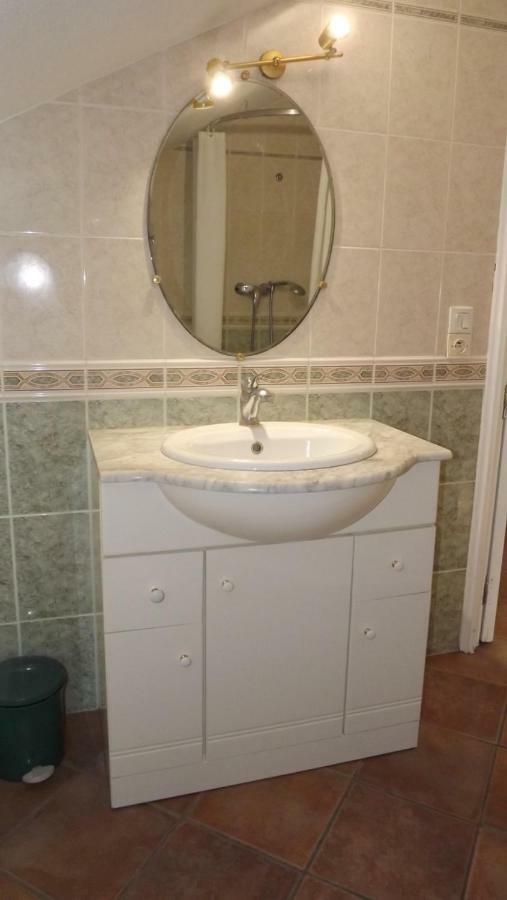 Lou Pichoun Jas Apartment Кавайон Екстериор снимка