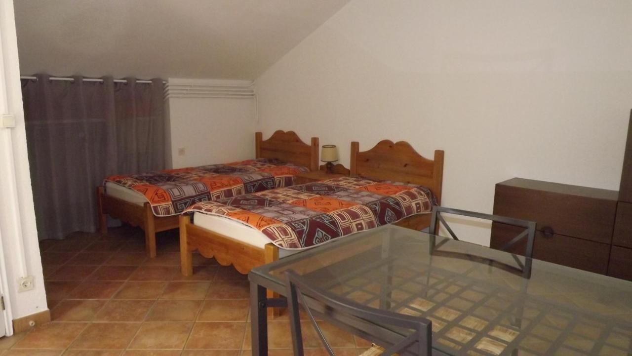 Lou Pichoun Jas Apartment Кавайон Екстериор снимка
